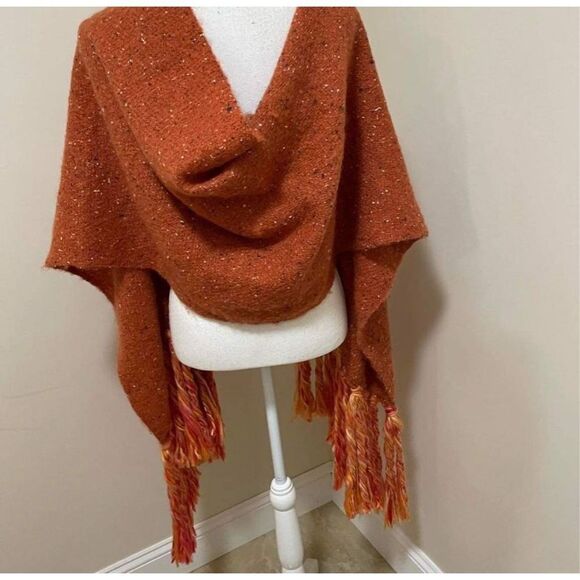 New Anthropologie Tasseled Blanket Scarf - Picture 6 of 10